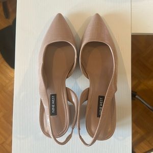 Nine West Nude Croc Slingbacks Size 8